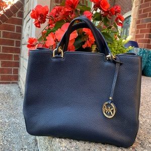 Micheal Kors Purse